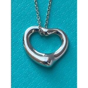 Tiffany & Co. Elsa Peretti Small Open Heart Necklace – Sterling Silver – 16"
